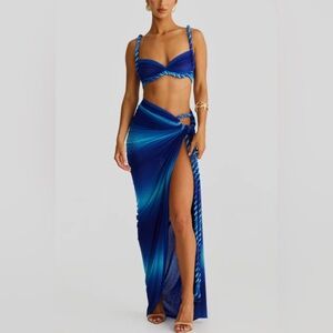 NWT Blue Rope Detail Set